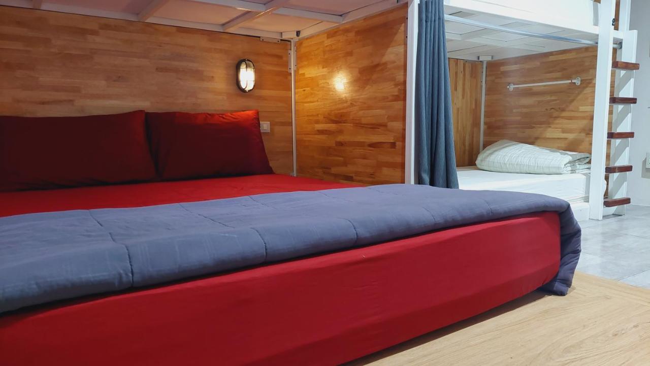 Neat Hostel Τσιάνγκ Μάι Εξωτερικό φωτογραφία