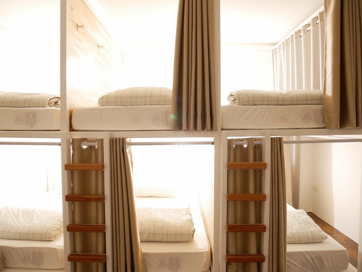 Neat Hostel Τσιάνγκ Μάι Εξωτερικό φωτογραφία