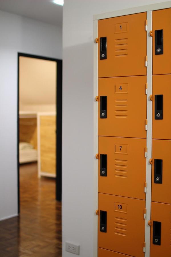 Neat Hostel Τσιάνγκ Μάι Εξωτερικό φωτογραφία